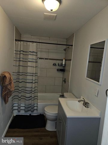 2101 N MARSHALL ST, Philadelphia, PA 19122