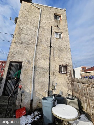 2101 N MARSHALL ST, Philadelphia, PA 19122