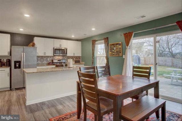 11230 CROSS FIELDS DR, Waynesboro, PA 17268