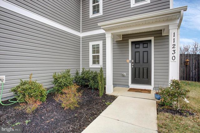 11230 CROSS FIELDS DR, Waynesboro, PA 17268