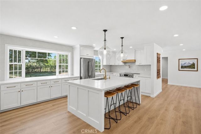 37434 Glenoaks, Temecula, CA 92592