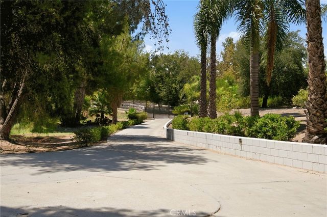 37434 Glenoaks, Temecula, CA 92592