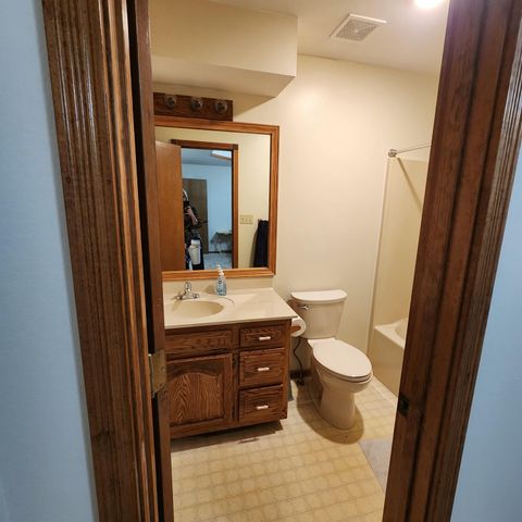 1107 W Tracy Street, Springfield, MO 65807