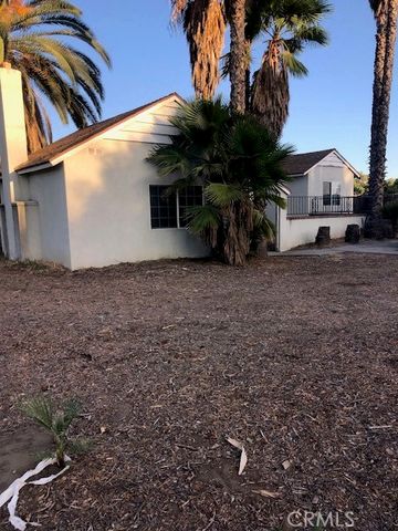 296 PALM AVE, Hemet, CA 92543