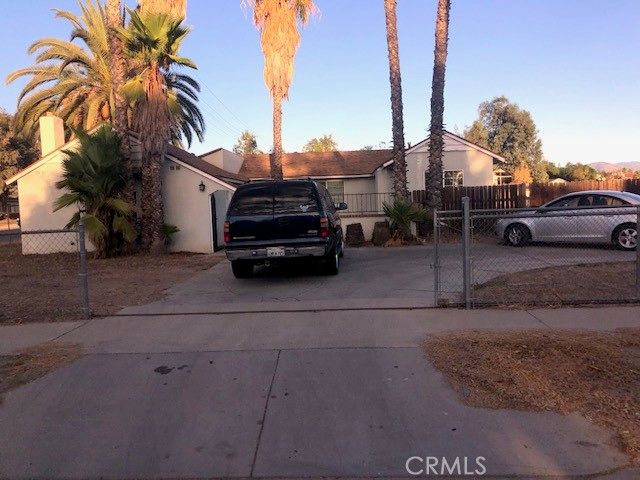 296 PALM AVE, Hemet, CA 92543