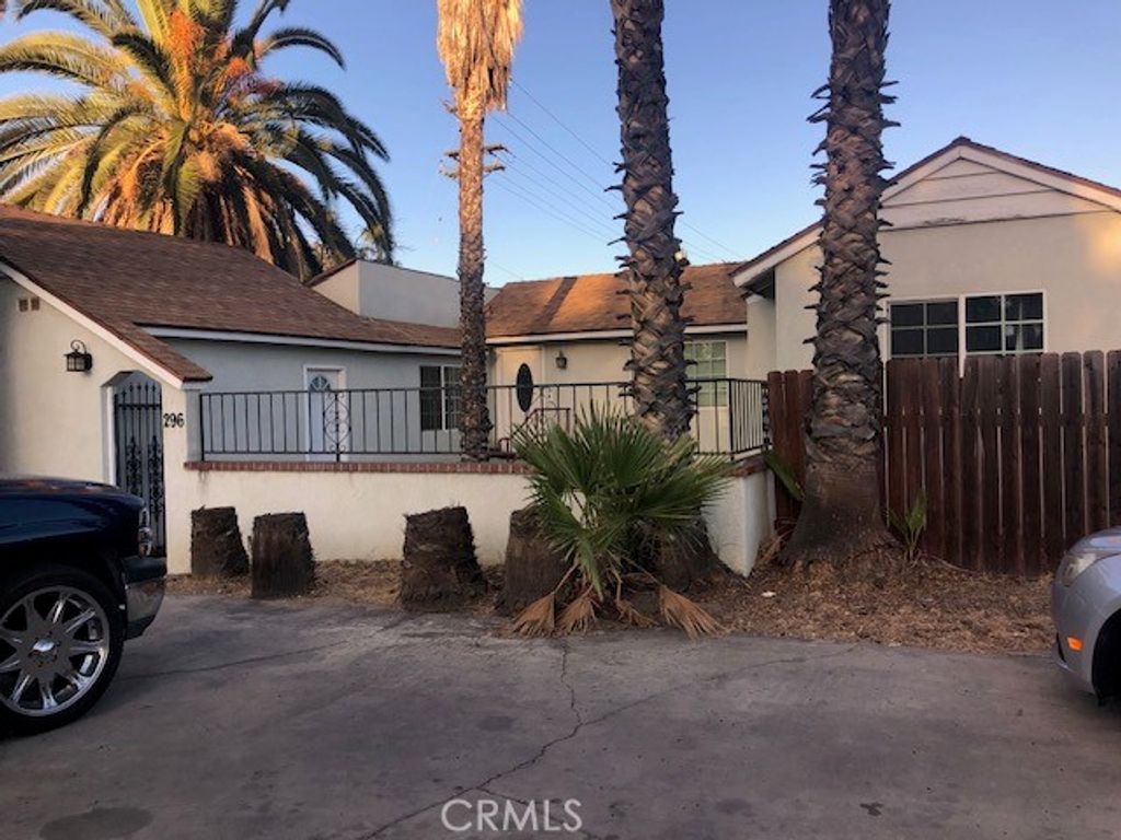 296 PALM AVE, Hemet, CA 92543