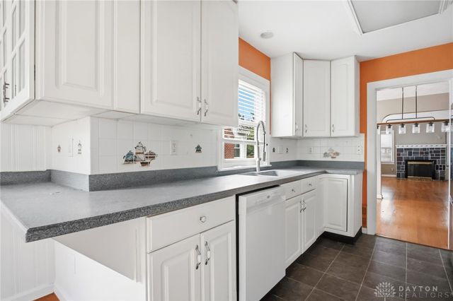 1034 Croyden Drive, Dayton, OH 45420