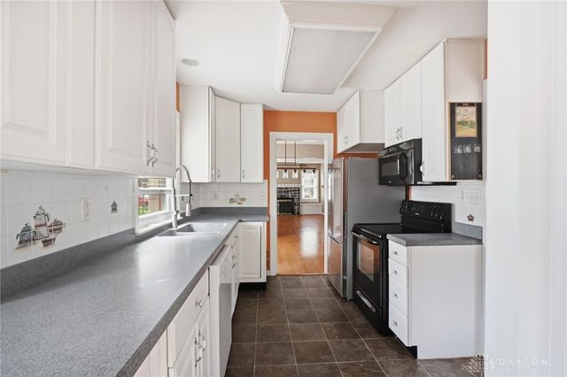 1034 Croyden Drive, Dayton, OH 45420