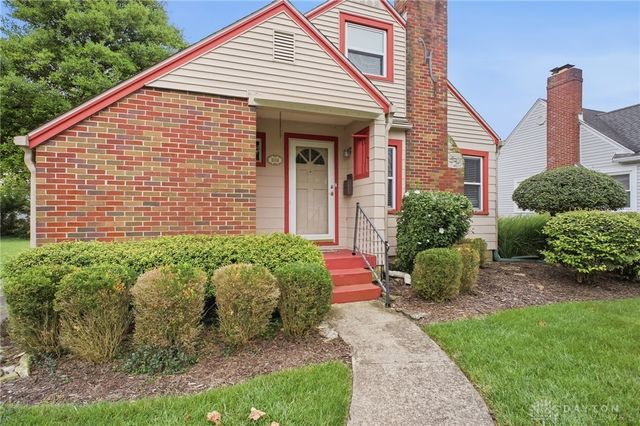 1034 Croyden Drive, Dayton, OH 45420
