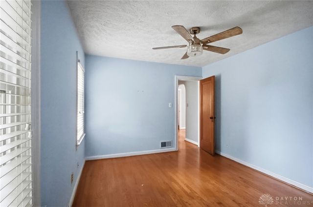 1034 Croyden Drive, Dayton, OH 45420