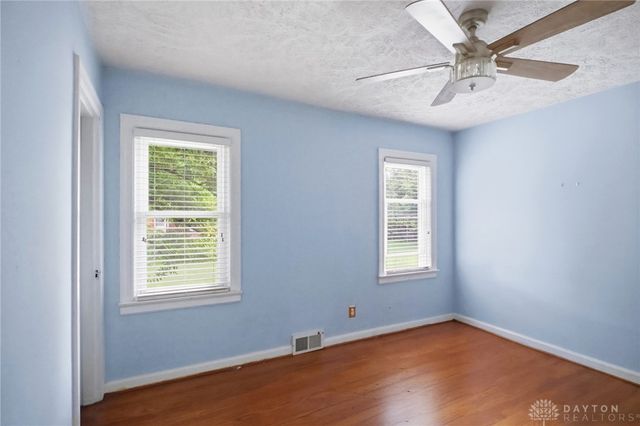 1034 Croyden Drive, Dayton, OH 45420
