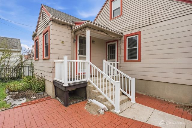 1034 Croyden Drive, Dayton, OH 45420