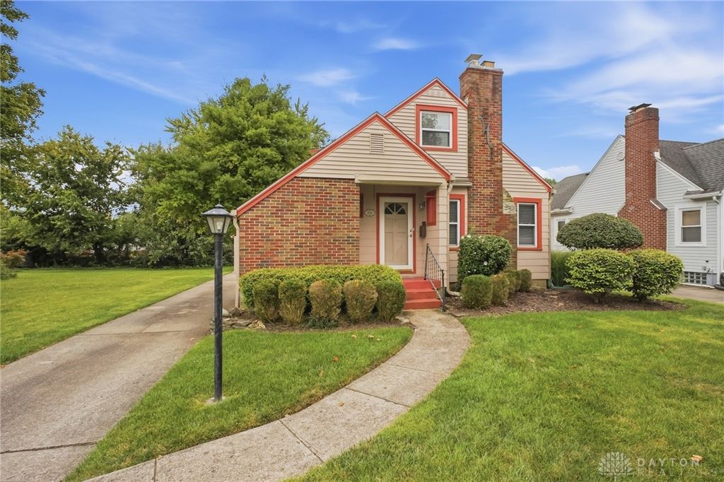 1034 Croyden Drive, Dayton, OH 45420