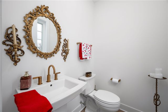 800 Gillian Ln, Cranberry Twp, PA 16066