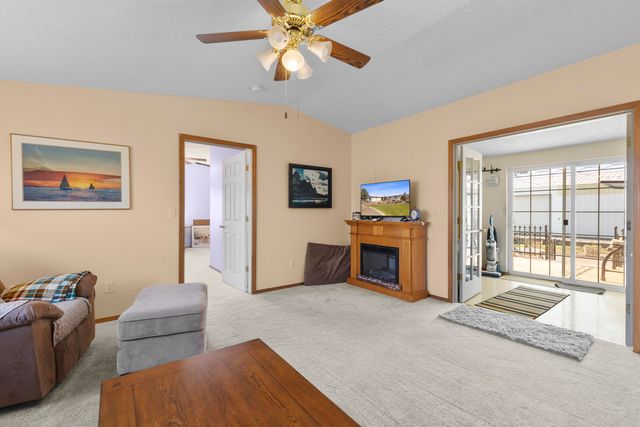 605 SE Kinkade Road, Madras, OR 97741
