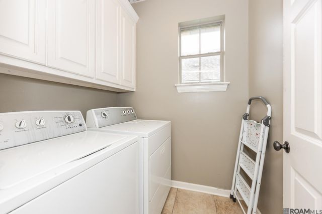 13366 Autumn Run Dr, Walker, LA 70785