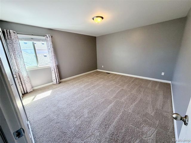 50216 Ashperton Drive, Macomb, MI 48044