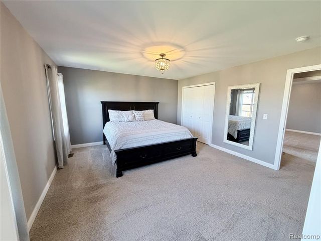 50216 Ashperton Drive, Macomb, MI 48044