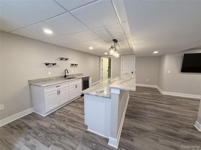 50216 Ashperton Drive, Macomb, MI 48044