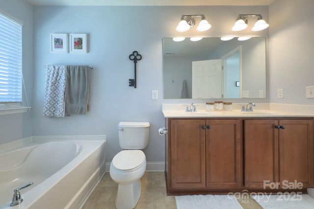 14307 Holly Springs Drive, Huntersville, NC 28078