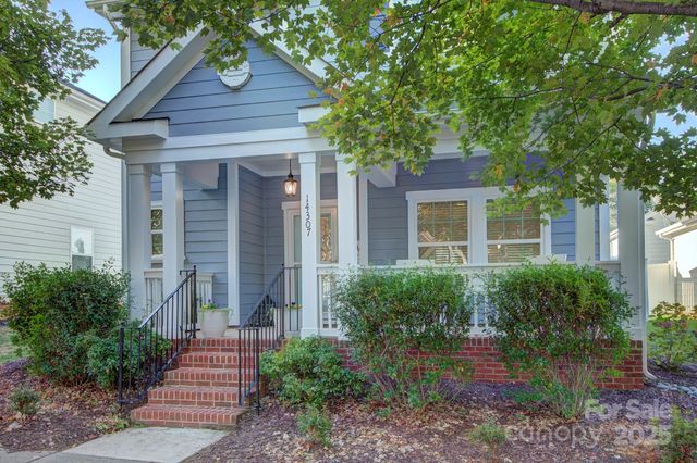 14307 Holly Springs Drive, Huntersville, NC 28078