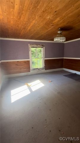 10618 Rives Ave, Dinwiddie, VA 23872