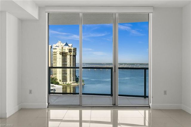 3000 Oasis Grand BLVD 1603, Fort Myers, FL 33916