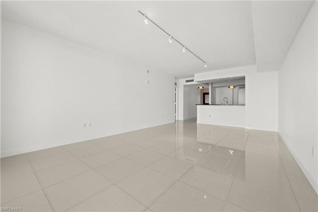 3000 Oasis Grand BLVD 1603, Fort Myers, FL 33916
