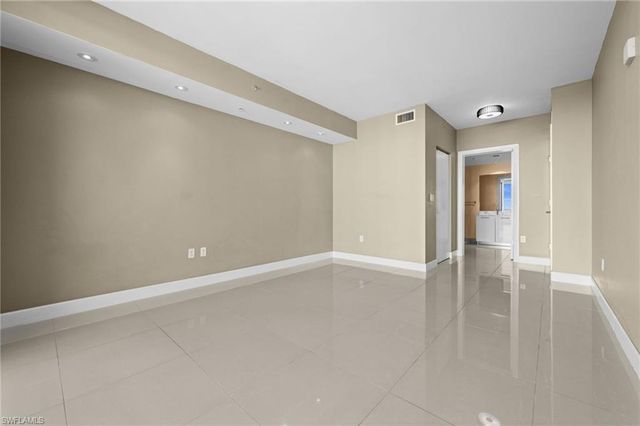 3000 Oasis Grand BLVD 1603, Fort Myers, FL 33916