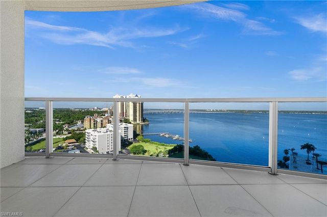 3000 Oasis Grand BLVD 1603, Fort Myers, FL 33916