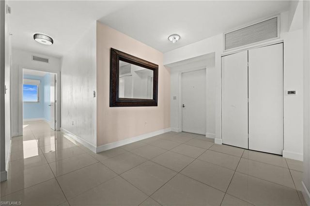3000 Oasis Grand BLVD 1603, Fort Myers, FL 33916