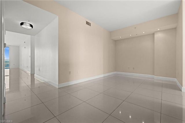 3000 Oasis Grand BLVD 1603, Fort Myers, FL 33916