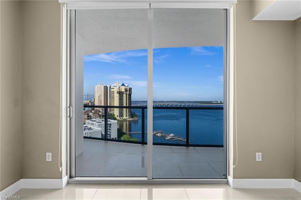 3000 Oasis Grand BLVD 1603, Fort Myers, FL 33916