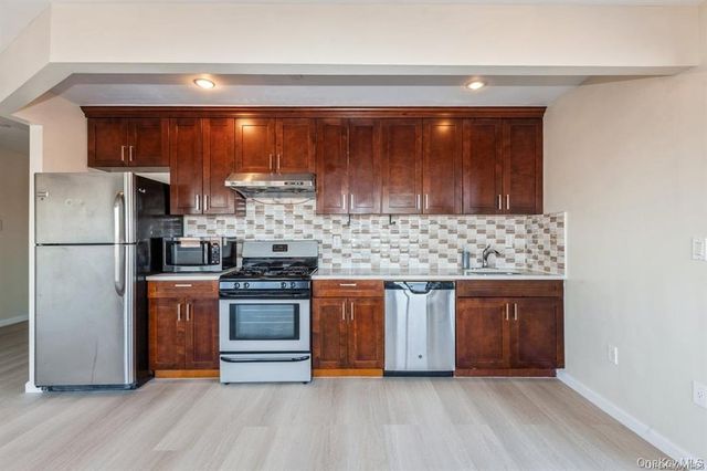 9411 65th Road 7A, Rego Park, NY 11374