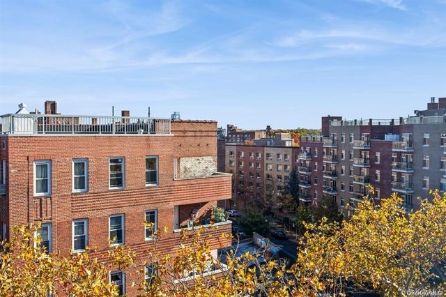 9411 65th Road 7A, Rego Park, NY 11374