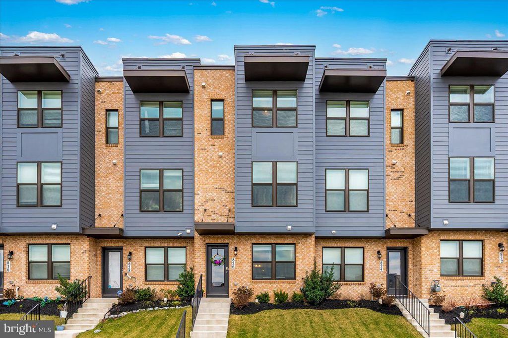 826 CREEKWAY DR, Frederick, MD 21701