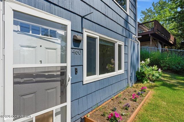 460 Vista Glen Court, Anchorage, AK 99501