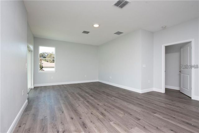 574 GERALDINE DRIVE, Deltona, FL 32725