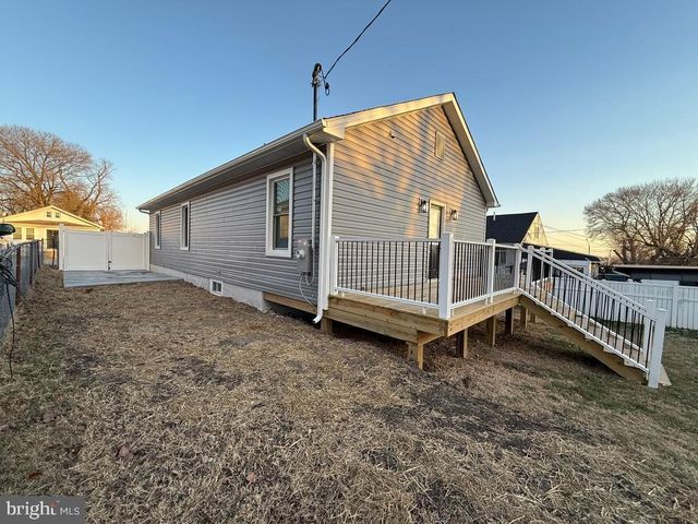 1604 CHARLOTTE AVE, Baltimore, MD 21224