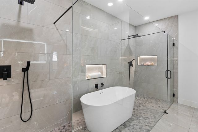 2939 Alaska Avenue, Dallas, TX 75216