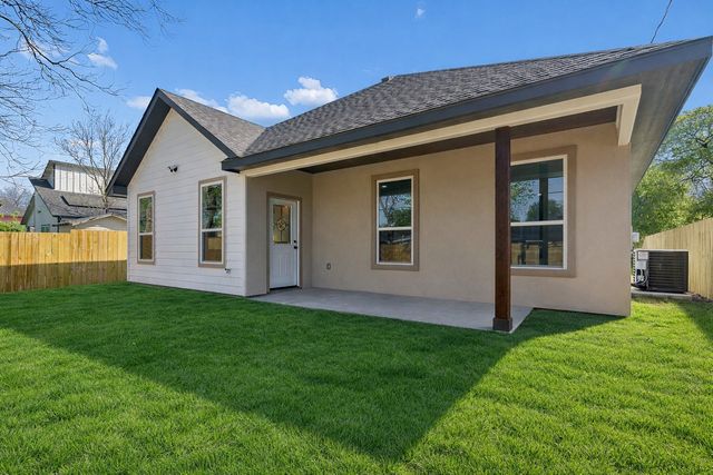 2939 Alaska Avenue, Dallas, TX 75216