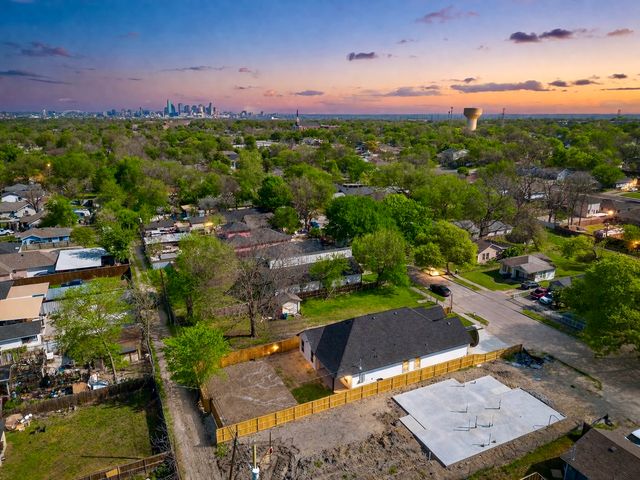2939 Alaska Avenue, Dallas, TX 75216