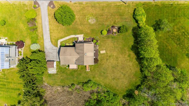 20 Lime Ridge Road, Poughquag, NY 12570