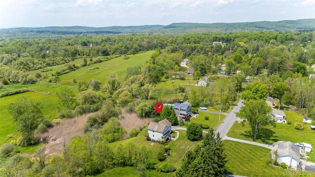 20 Lime Ridge Road, Poughquag, NY 12570