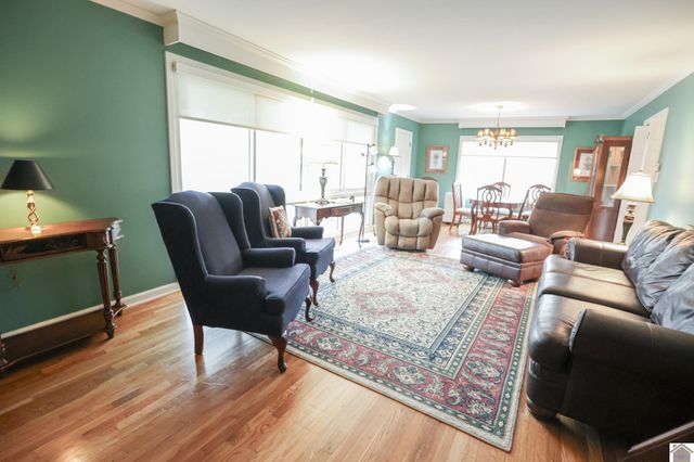 275 Country Club Lane, Paducah, KY 42001