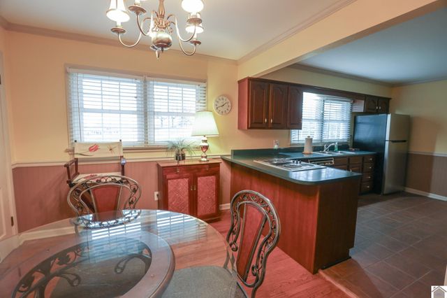 275 Country Club Lane, Paducah, KY 42001