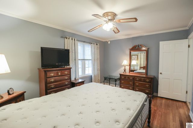 275 Country Club Lane, Paducah, KY 42001