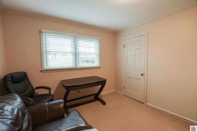 275 Country Club Lane, Paducah, KY 42001