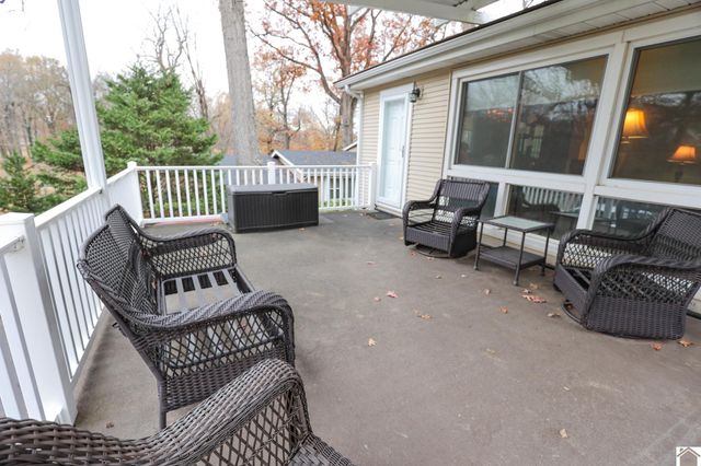 275 Country Club Lane, Paducah, KY 42001