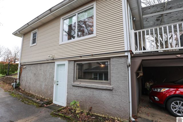 275 Country Club Lane, Paducah, KY 42001